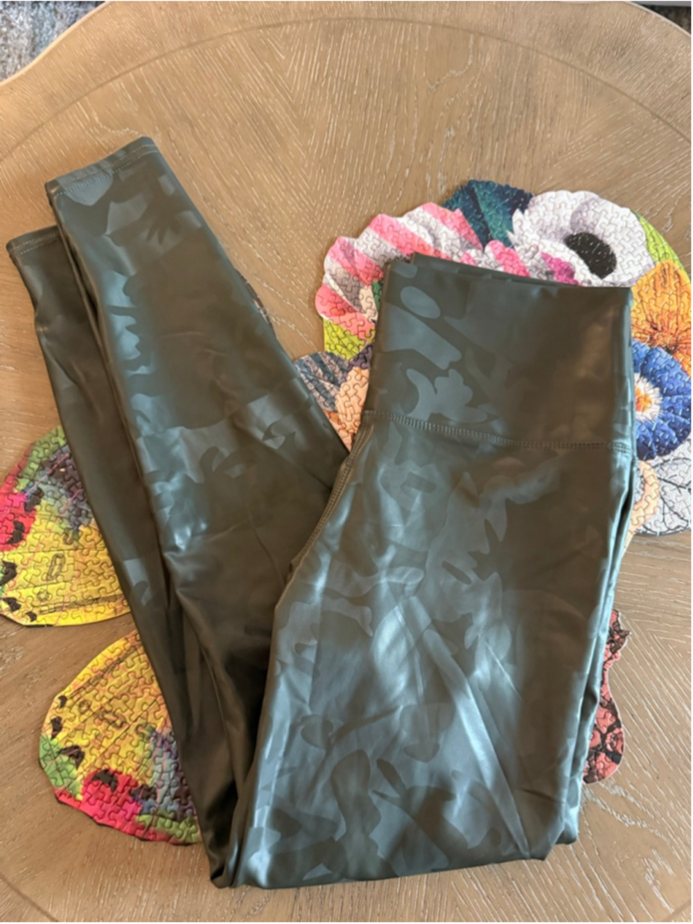 Unbranded Green Camo Leggings Women's Large